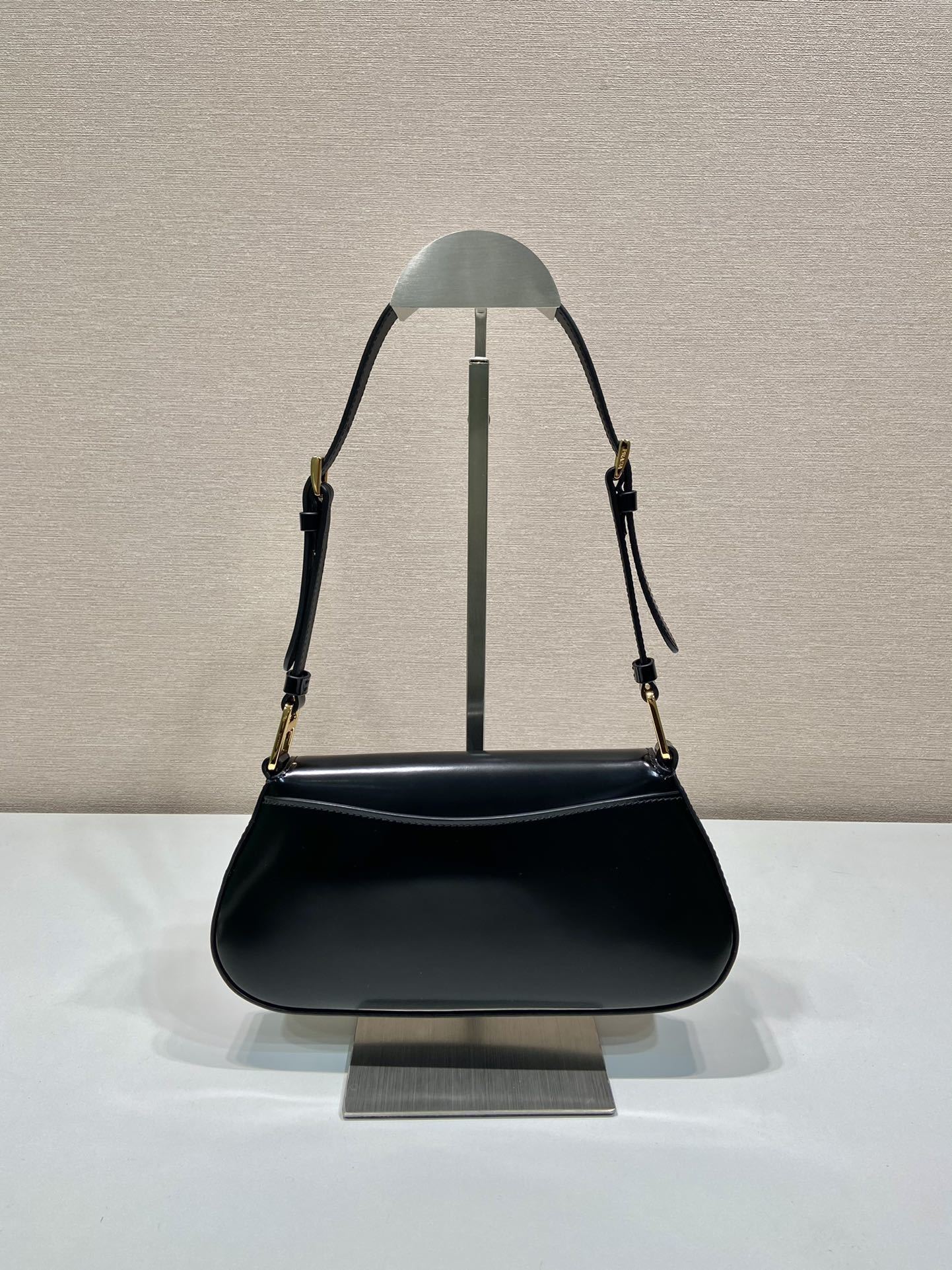 Prada Cleo