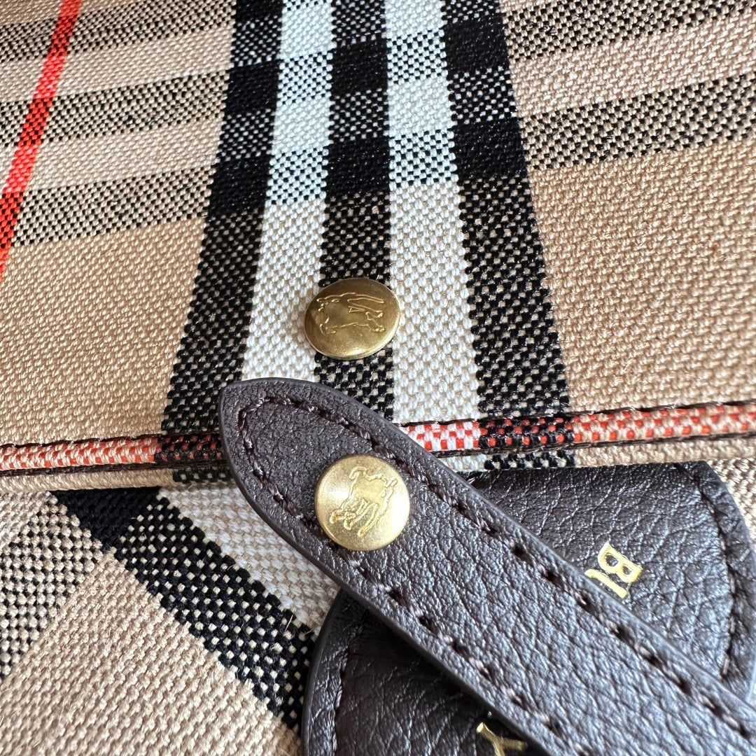 Bolsa Burberry Medium Highlands Tote