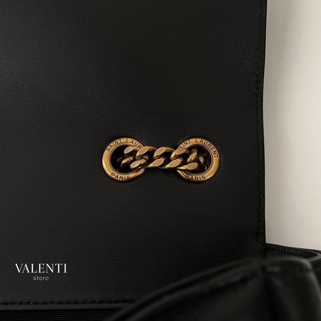 Bolsa LOULOU Yves Saint Laurent Preta