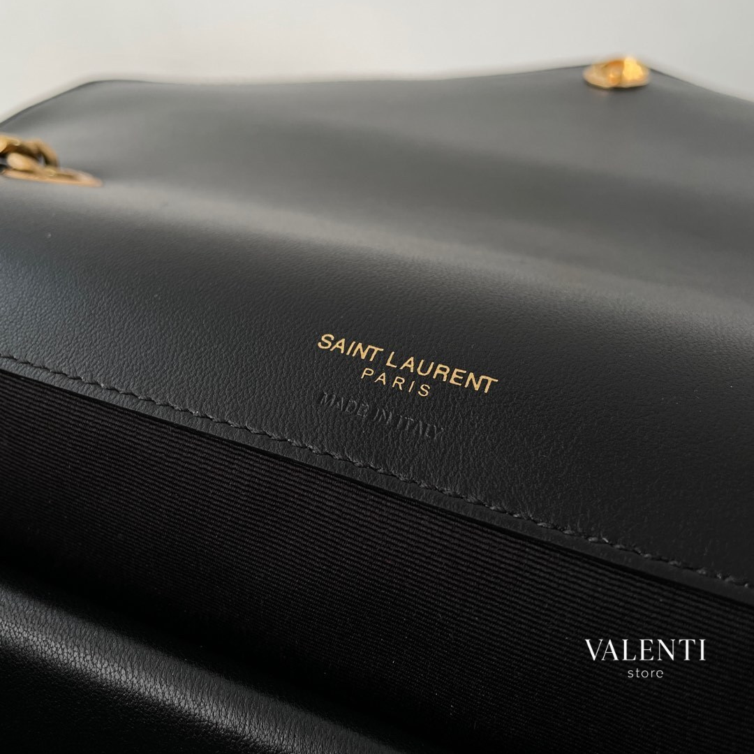 Bolsa LOULOU Yves Saint Laurent Preta