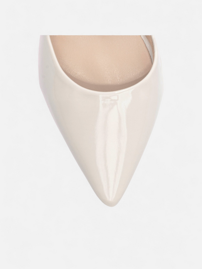 Scarpin Verniz Caramelo com Fivela Dourada