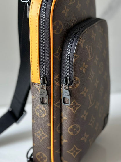 Avenue Sling Bag