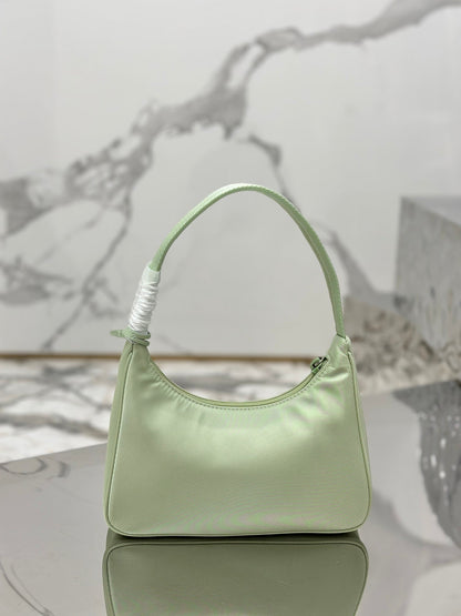 Bolsa Prada mini Re-Edition 2000