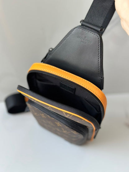 Avenue Sling Bag