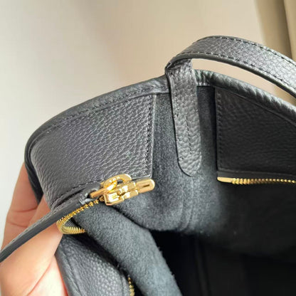 Bolsa Burberry Preta Small Highlands Shoulder Bag