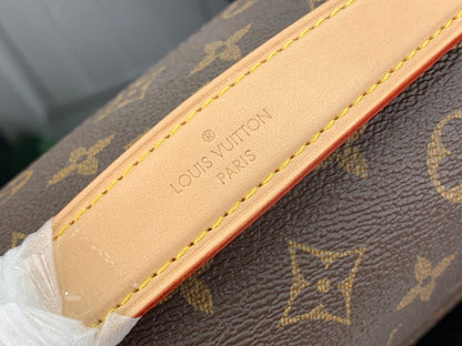 Pochette Métis East West Monogram Canvas Brown